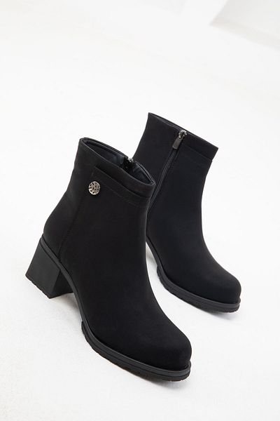 SOHO Schwarze, matte Damenstiefel und Stiefeletten 20048