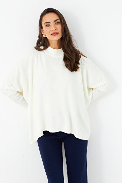 Cool & Modest Women's Ecru Slit Knitwear Blouse Msmt2262