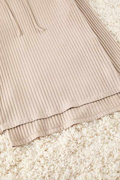 Trendyol Collection Dunkelbeiges, geripptes, gestricktes Pyjama-Set mit Kapuze THMAW22AU0334