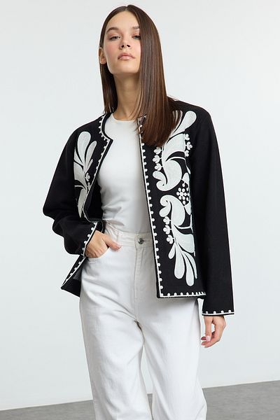 Trendyol Collection Black Regular Diework Detailed Thin Jacket Coat Twoaw25Mo00326