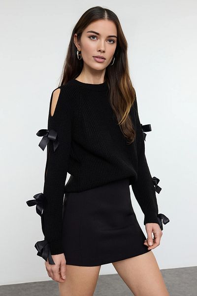 Trendyol Collection Pulover de tricotaj cu mâneci negre TWOAW25KZ00388