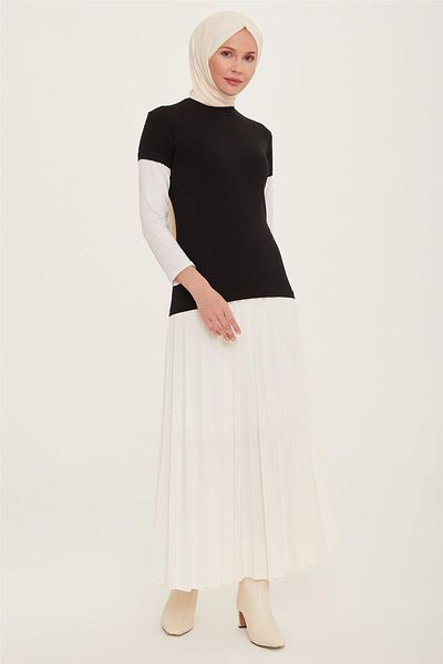 Armine Μαύρο κοντομάνικο Badi - 22kd9037-1 Μοντέλο