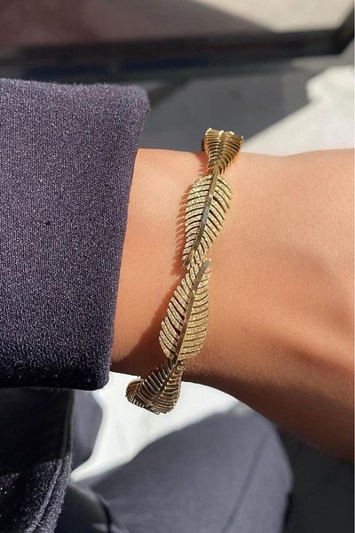 OQQO Gold Leaf Steel Women's Bracelet