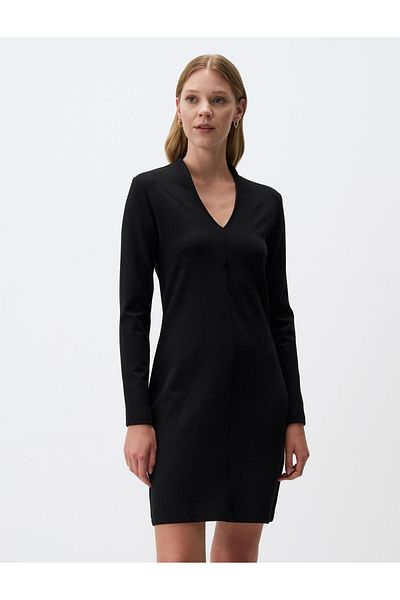 Jimmy Key Black Long Sleeve V Neck Knitted Mini Dress