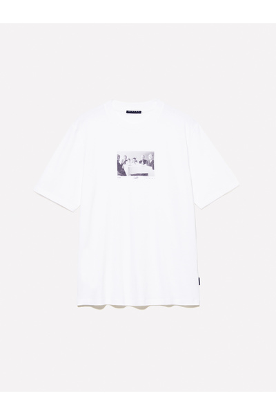 Sisley Ανδρικό μπλουζάκι με κοντό μανίκι από 100% βαμβάκι, κανονική εφαρμογή, με λαιμόκοψη