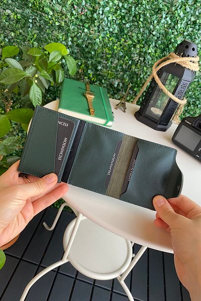 Modica Unisex Green Technology Leather Wallet - Smart Cut with Card Holder and Mechanism - Konk