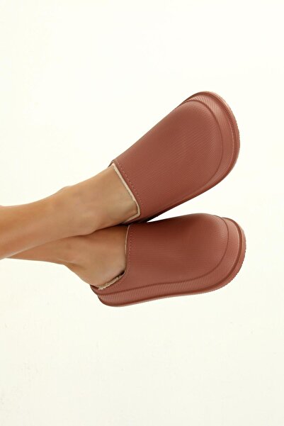 Beyond Dámská Dusty Rose Wander Matná Phylonová vložka Pantofle Furry House 4cm Byndfay01