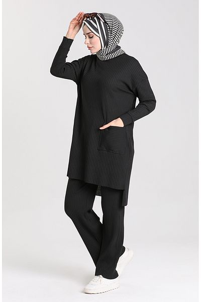 sefamerve Schwarzes Set aus Tunika und Hose mit asymmetrischen Taschen – 7731-01