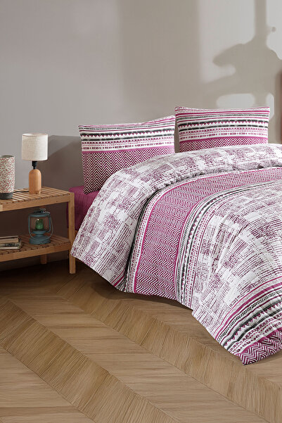 DÜŞ AĞACI Çift Kişilik Geometrik Desenli Pike Nevresim Takımı Sahra Mürdüm- Kapitoneli Ranforce Kumaş