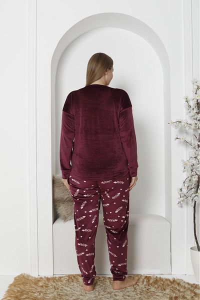 Temporium Women's Plus Size Printed Printed Long Sleeve French Velvet Pajamas Set