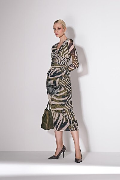 EXPLOSION Φόρεμα μίντι μεγέθους με μοτίβο τούλι με αξεσουάρ κολιέ