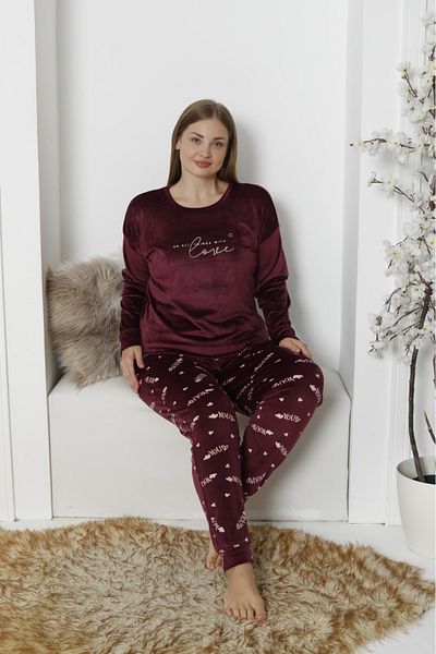 Temporium Women's Plus Size Printed Printed Long Sleeve French Velvet Pajamas Set