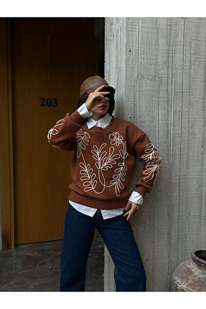 minaaise Кафяв бродиран къс суитшърт 26071