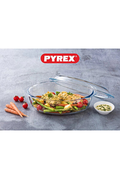 Pyrex Essential Casseroles Oval 4L - Glass Dish for Baking, Roasting, and Serving