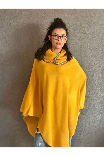 Gönülden Tasarım ETNİK DESENLİ İNCE KADİFE KADIN PANÇO