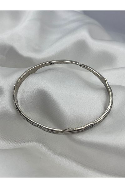 Yıldız Accessory Adjustable Steel Bracelet with Thorn Detail (When You'Re the Rose)