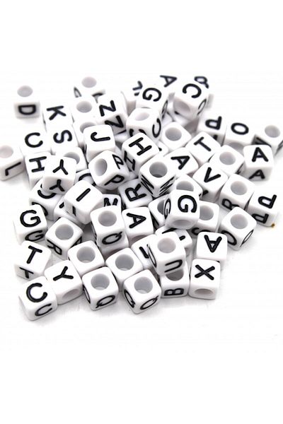 PASAMİA Square Letter Beads 25 Gr (134-139 Pieces)