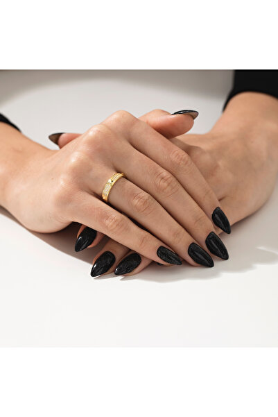 Akgül Silver Taşlı Piramit Desenli Kadın Zarif Alyans Gümüş Yüzük