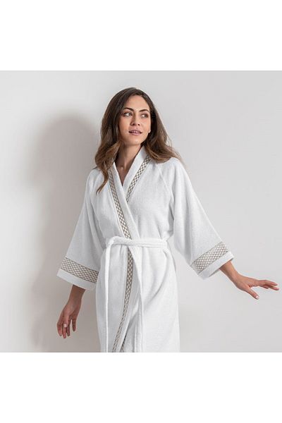 Gül Güler Stone Color Embroidered Bathrobe Patty