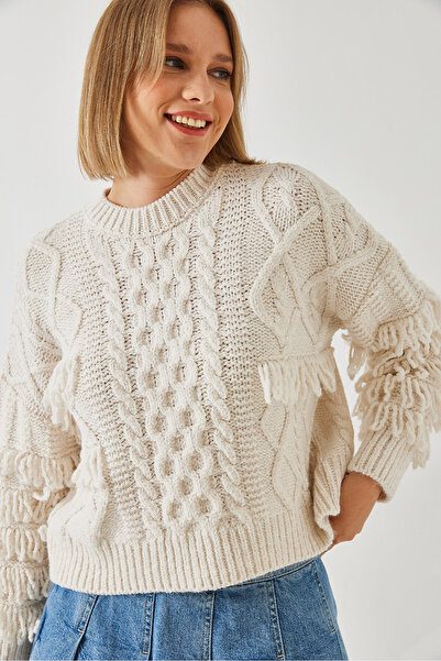 Bianco Lucci Dámský pletený svetr s pletenými třásněmi do vlasů 20246302