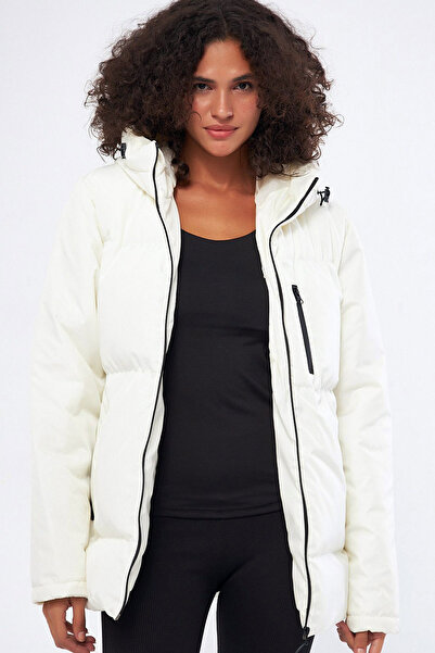 MissThetis Büzgülü Kapüşonlu Çift Cepli Fermuar Detaylı Astarlı Şık ve Cool M...