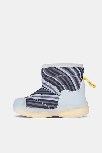 Vicco 943.B24K.482-18 Helium Lighted Baby Snow Boots