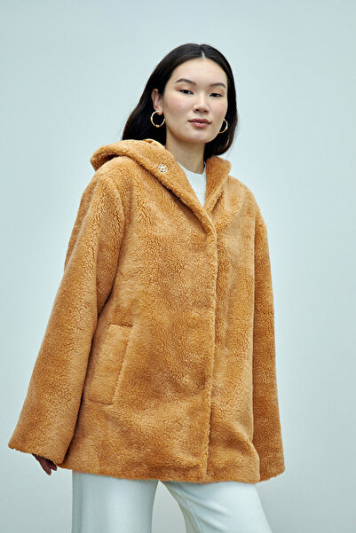 W Collection Bej Peluş Kısa Kaban