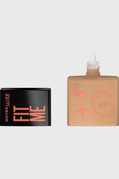 Maybelline New York , Fit Me Fresh Tint Foundation SPF 50 with Brightening Vitamin C, 06