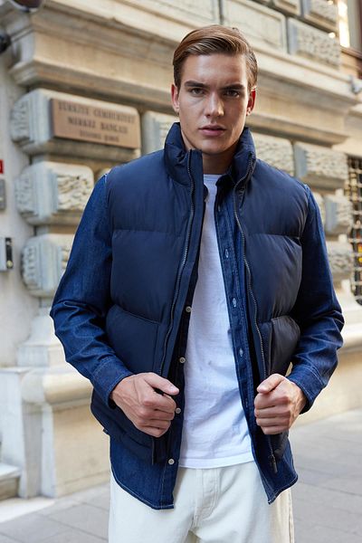 Danger Men's Padded Inflatable Vest Navy Blue