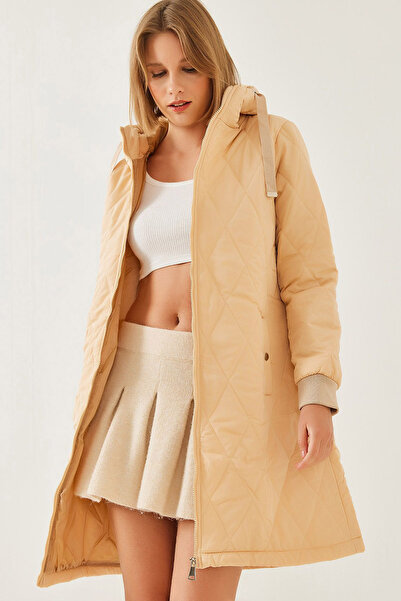 CoolLook Kapüşonlu Fermuarlı Çift Cepli Baklava Desen Rahat Diz Üstü İnce Dol...