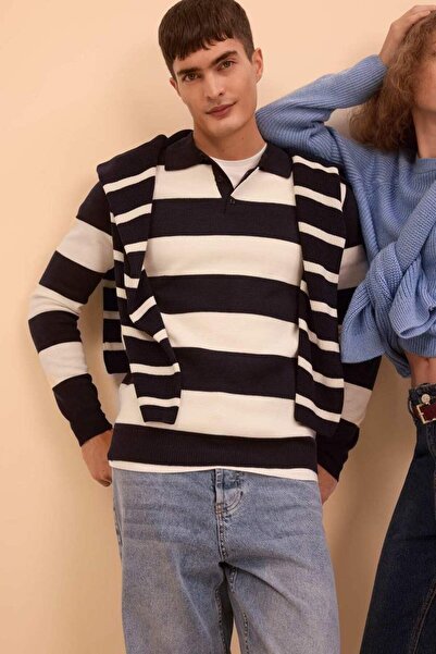 DeFacto Blue - White Men's Sweatshirt Y4194Az/Nv64