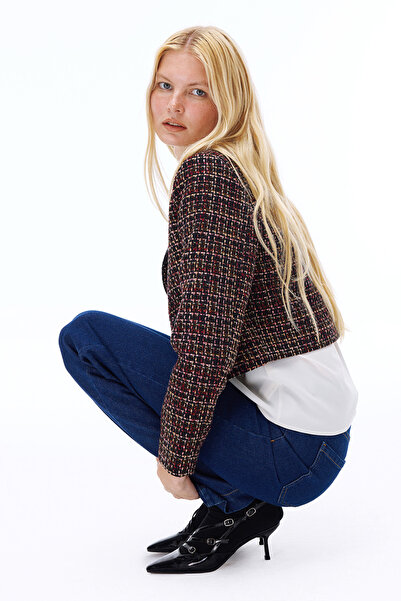 Perspective Μαύρο μπουφάν Aidias Regular Fit με κοντό μανίκι και λαιμόκοψη