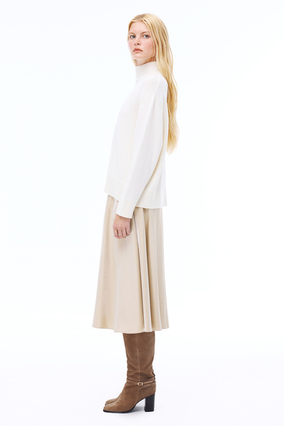 Perspective Трикотажний светр, зручний крій, стандартний розмір, низькі рукави, комір-стійка, екрю