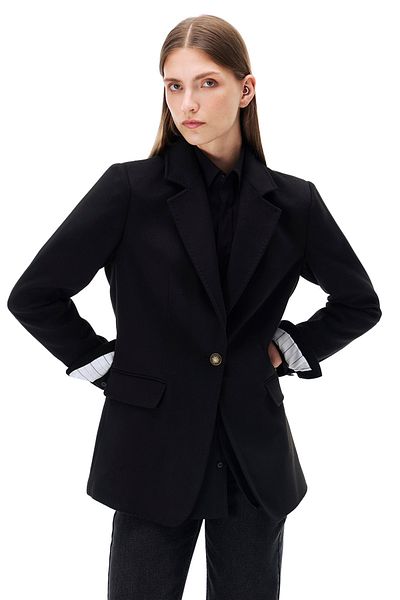 Perspective Sensorial Regular Fit Standard Length Fitted Sleeve Jacket Collar Black Jacket