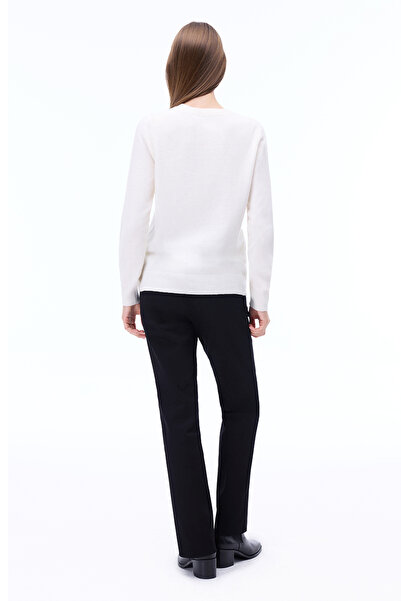 Perspective Knitwear Comfortable Fit Standard Size Plug Sleeve Crew Neck Ecru Sweater