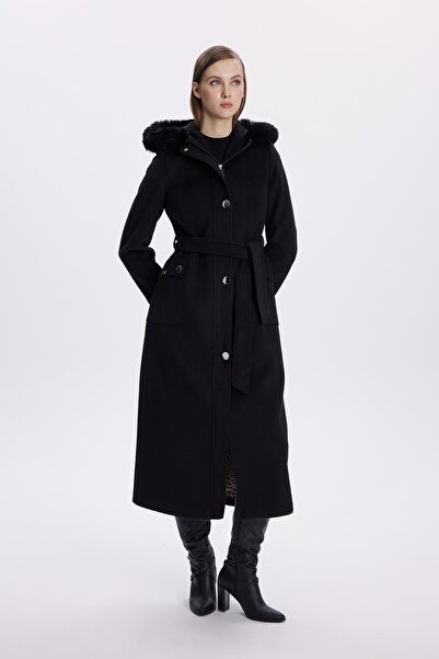 Zühre Black Coat 13645 - Hood and Fur Detail