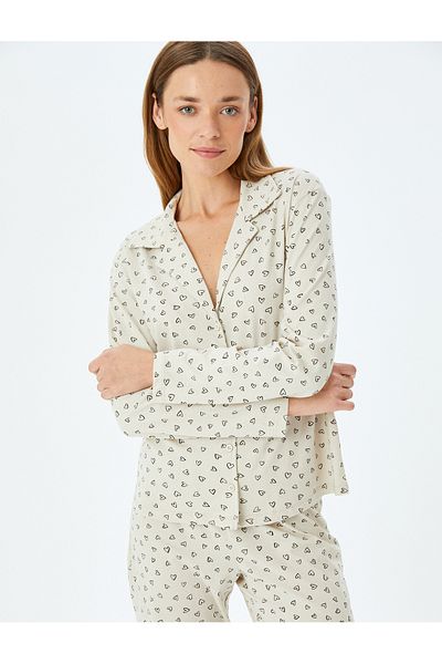 Koton Pyjama-Set mit Hemdkragen und Herzen