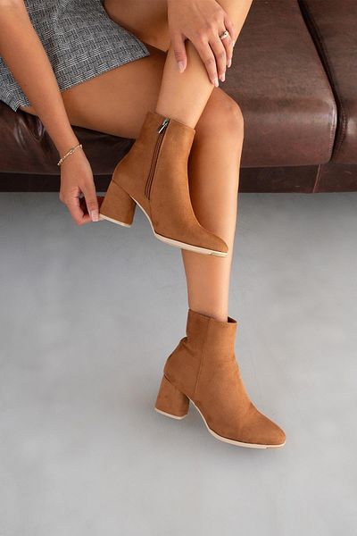 Beyond Γυναικείες μπότες καστόρι με τακούνι Vicky Tan 7cm BYNDRSL2406