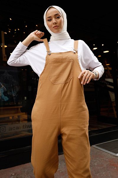 InStyle سالوبيت ليندي - تان