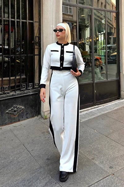 Swist Set crop-pantaloni cu dungi cu garnitură albă pentru femei