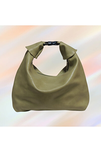 Kiana Çok fonksiyonlu kilit aksesuarlı çanta