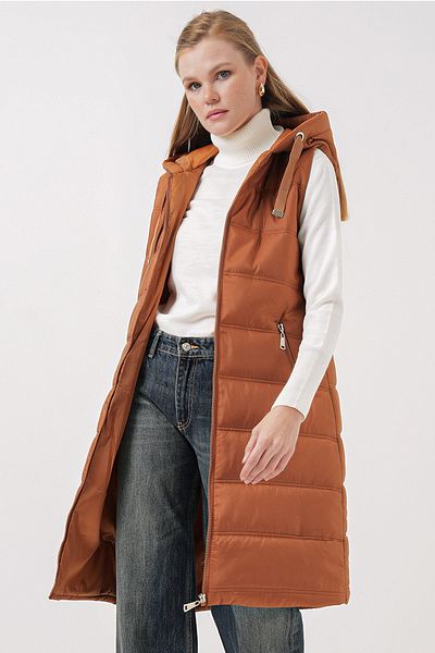 Bigdart 5140 Дълга пухена жилетка с качулка - Camel