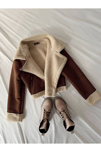 My Bella Importierter Crop-Mantel aus Wildleder
