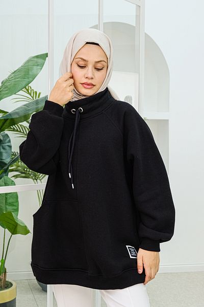 LOCCO Black Sweat - Judge Collar and Pocket Detail