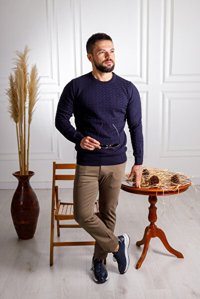 Sarar Інтерв'ю Сарар 0 Яка В'язаний візерунок Синій трикотажний светр