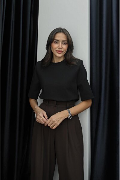 Havoş Fekete Rosa párnázott póló