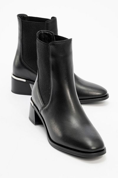 LuviShoes حذاء تشيلسي نسائي من الجلد الطبيعي باللون الأسود من NEIVA