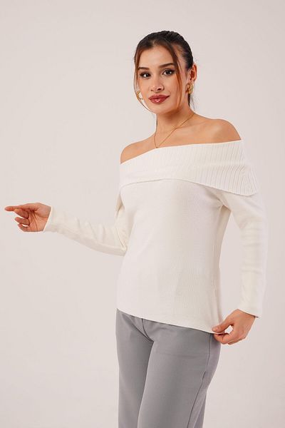 Hipo Trend Regular Cut Madonna Collar White Sweater