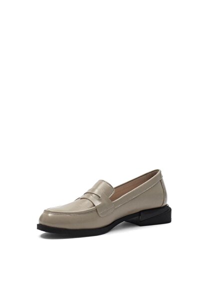 Celal Gültekin Kadın Vizon Kalın Topuklu Rugan Deri Loafer