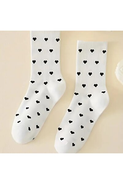 Çorap Bakkalı 5 أزواج من جوارب التنس النسائية ذات القلب الأسود